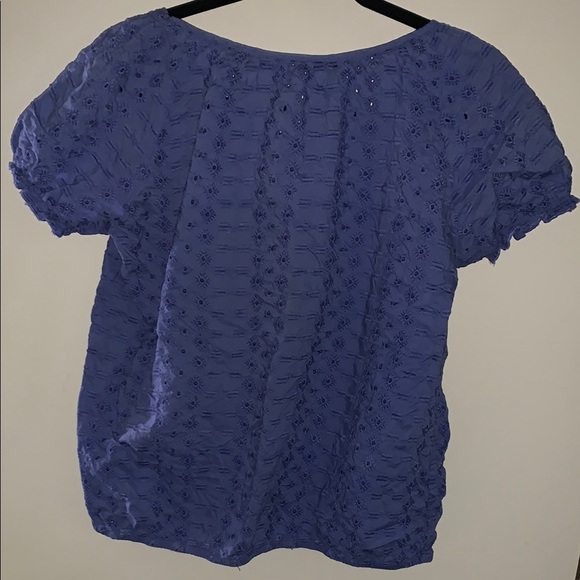 Gently Loved Women's Blue Eyelet Embroidered Top by St Johns Bay - Picture 6 of 7